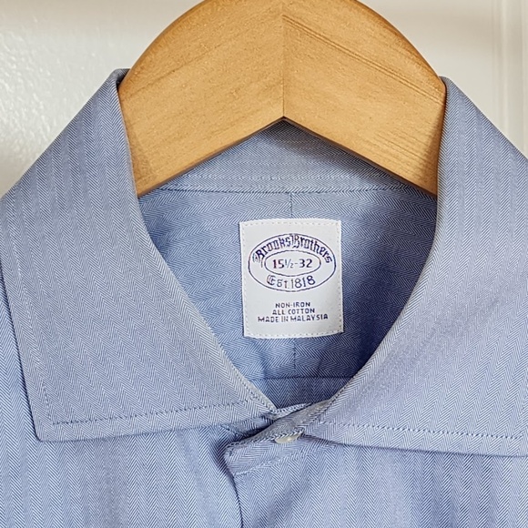 Brooks Brothers Other - Brooks Brothers Men's Non-Iron Dress Shirt Size 15.5  32